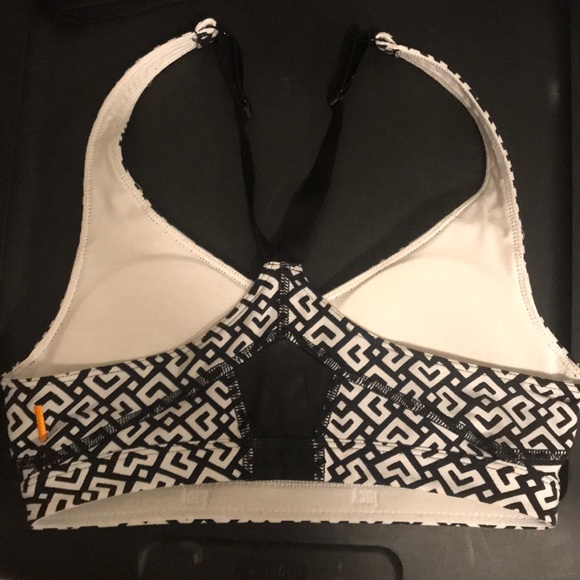 Lucy Perfect Core Sports Bra - Picture 2 of 4